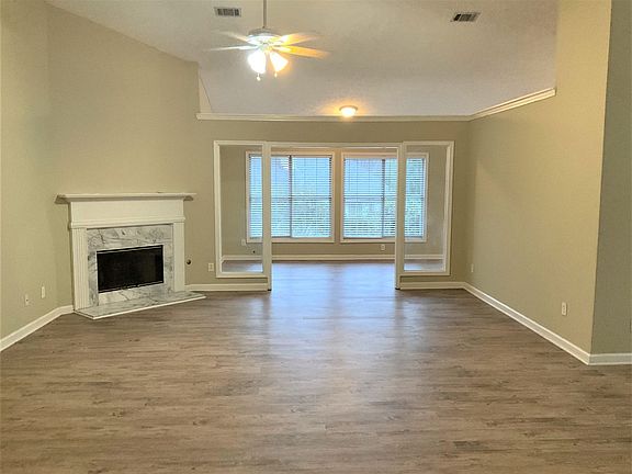 4th image of 1404 Alamein Dr