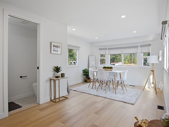 4th image of 4564 Summer Rd #11