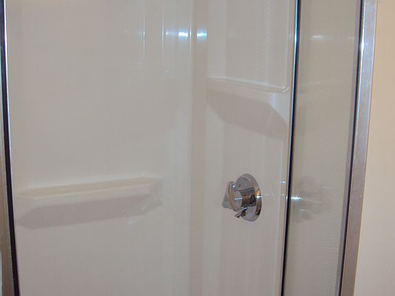 5th image of 26 Pleasant St APT 2