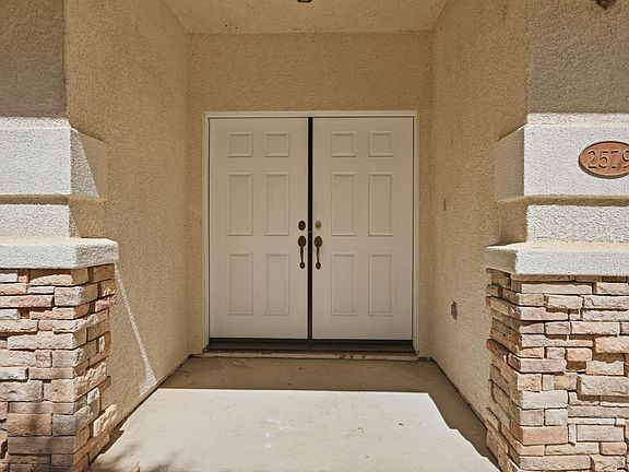 5th image of 2579 Aurora Dr