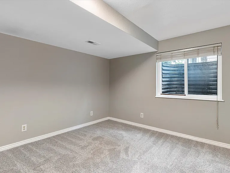 4628 S Flanders Way — Photo 34