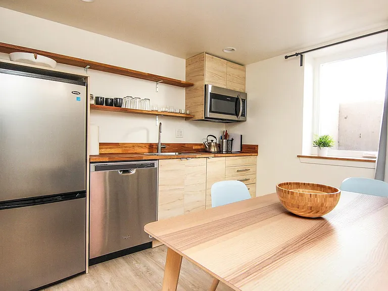 5115 N Concord Ave #B — Photo 9