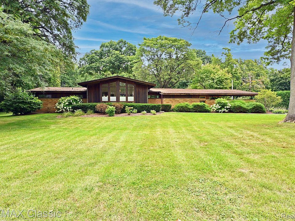 1st image of 11820 Amherst Ct
