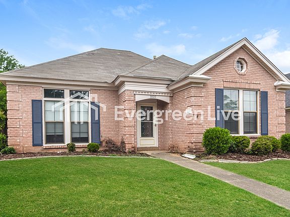 2nd image of 3809 Oak Ave