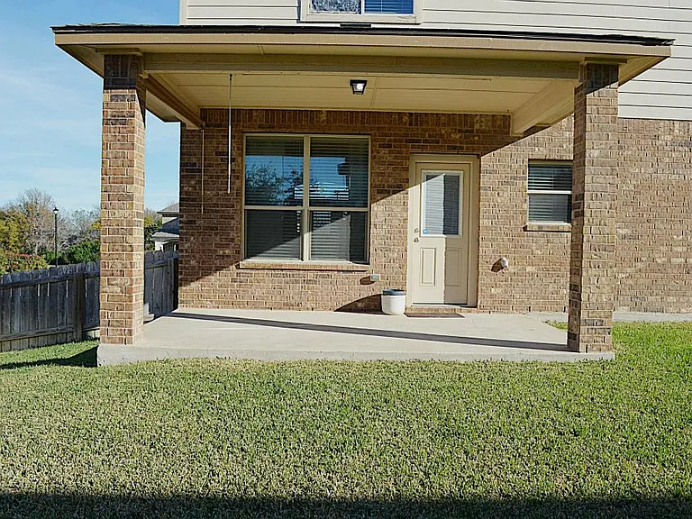 400 Stonewall Rdg — Photo 47