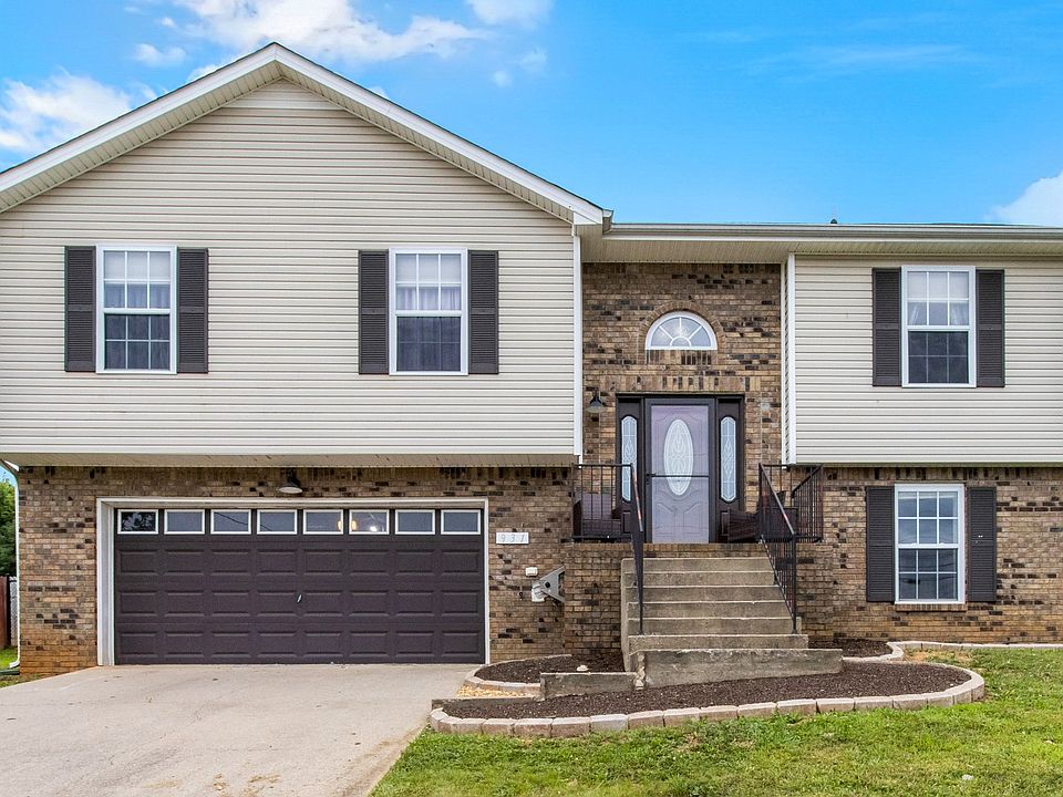 1st image of 931 Hedge Apple Dr