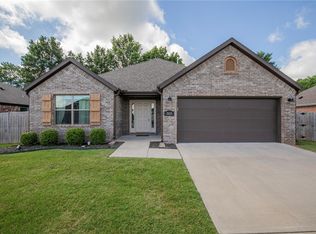 7655 Longspur Ave, Springdale, AR 72762