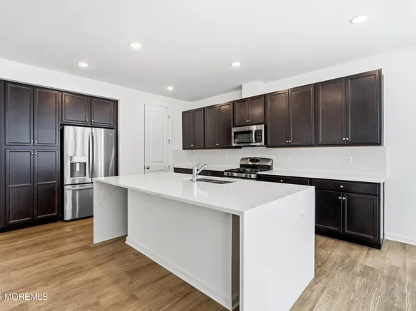 4 Carlisle Court, Howell, NJ 07731