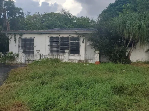 5909 NW 27th St, Margate, FL 33063