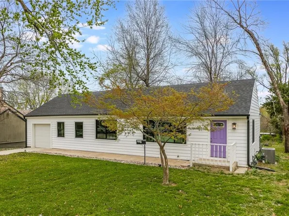 5921 Crescent Ave, Raytown, MO 64133