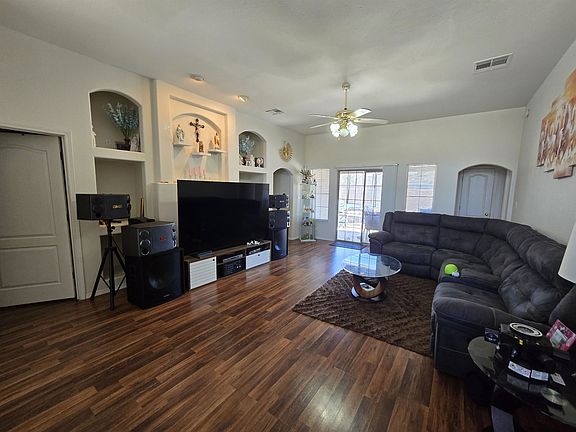 5th image of 846 Mimosa Ave