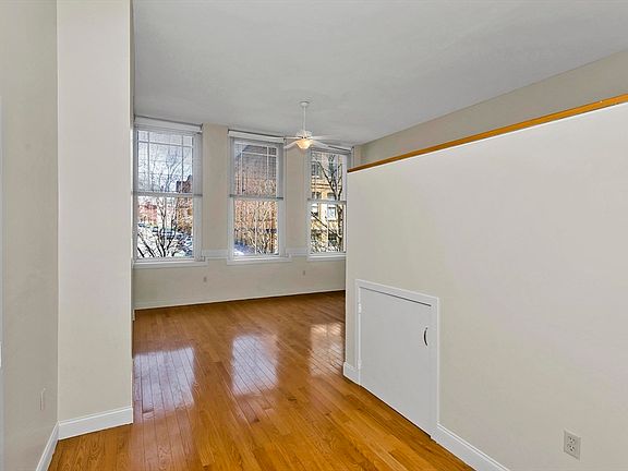 3rd image of 35 New South St APT 204