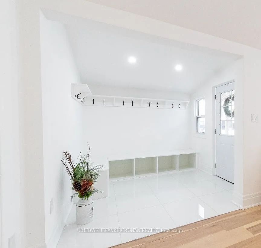 3 bed, $5,400 — Photo 2