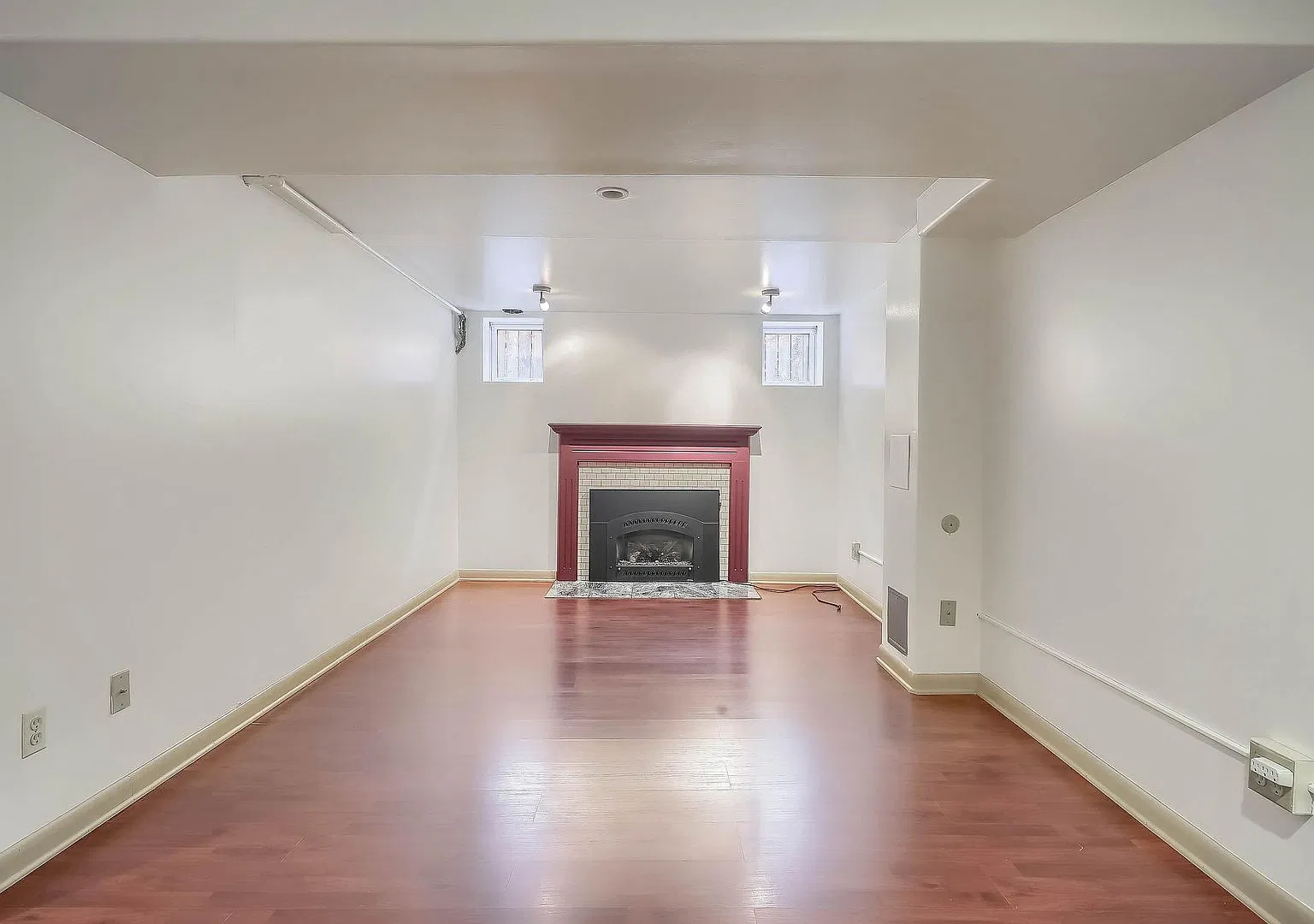Remodeled Heart of Highland's Bungalow Single-Family Rental — Photo 1