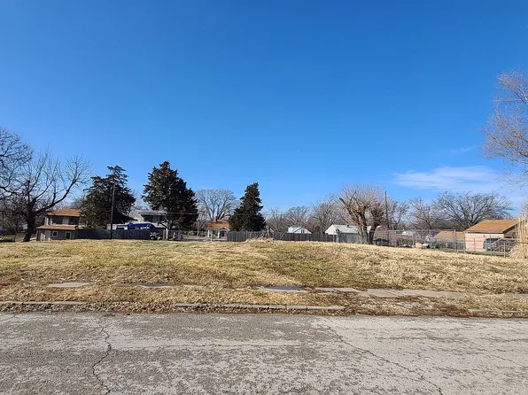 2536 Hiawatha St, Kansas City, KS 66104