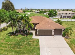 1717 NE 4th Pl, Cape Coral, FL 33909
