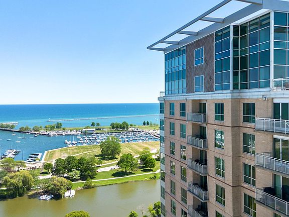 2nd image of 1522 N Prospect AVENUE #1704