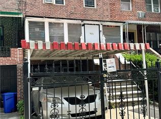 3302 Fish Ave, Bronx, NY 10469