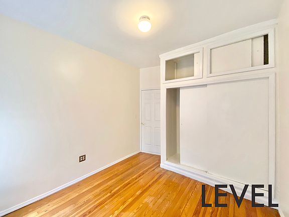 4th image of 277 7th St #U5