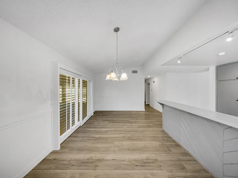 7750 Perlite Ave — Photo 26