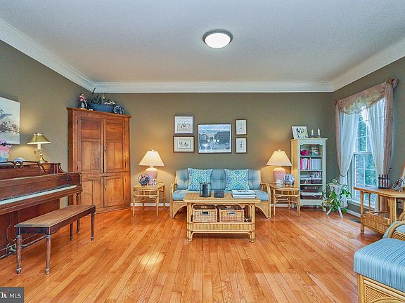 5th image of 7616 Northington Ct