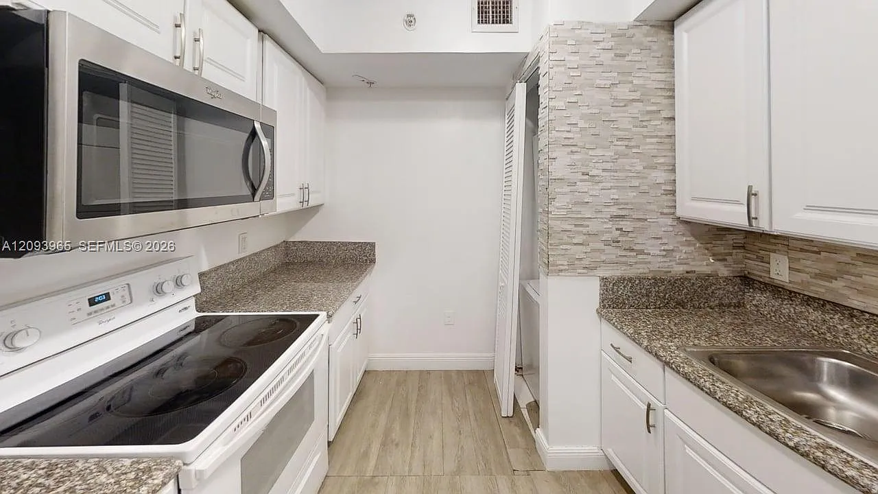 San Lorenzo Condo — Photo 1
