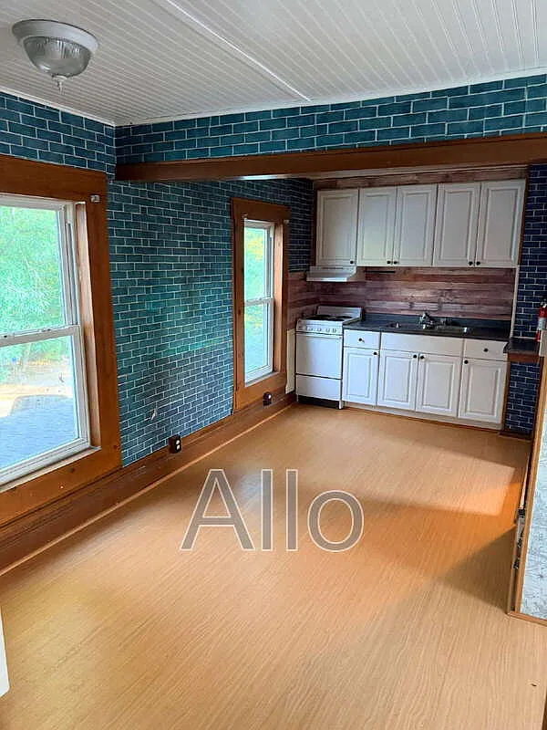 1 bed, 1.0 bath, 700 sqft, $1,250 — Photo 1