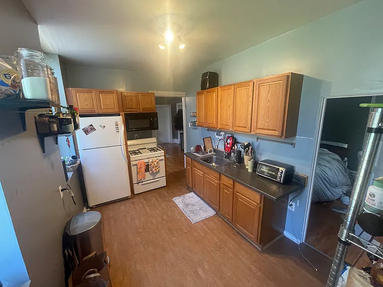 912 Ivy St #1 — Photo 9