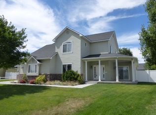 4298 E Thomas Mill Dr, Nampa, ID 83686