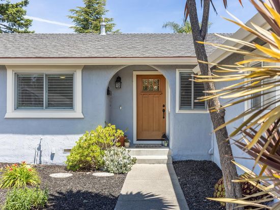 905 Saint Francis Drive, Petaluma, CA 94954