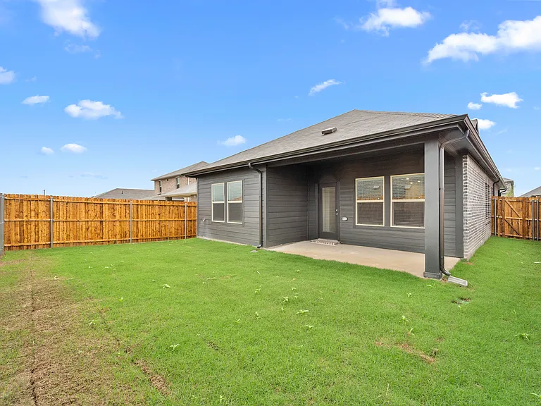 603 Hemingway Ln — Photo 24