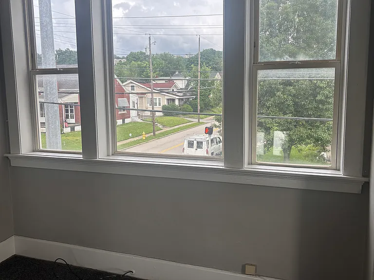 802 Oak St #2 — Photo 5