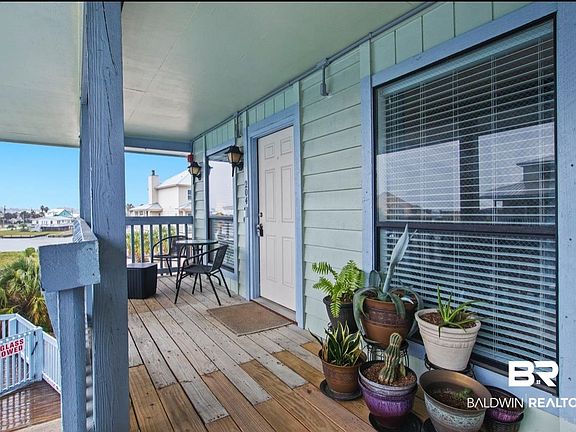 5th image of 920 W Lagoon Ave #C-204