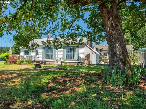 920 Lemont St, Saint Helens, OR 97051