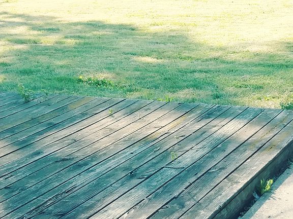 3rd image of 21757 Eastwood Ct