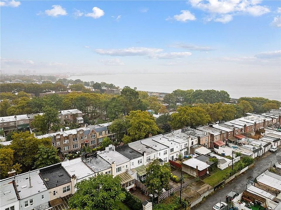 1st image of 276 Bay 14 St