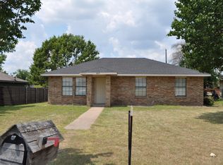 107 Solon Rd, Waxahachie, TX 75165