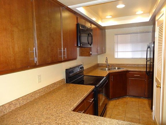 3rd image of 12562 Nelson St APT 203