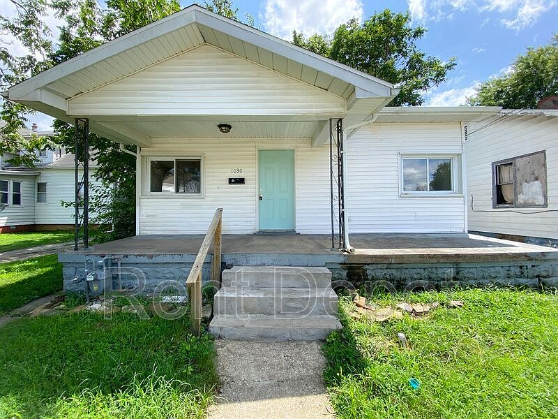 1st image of 1030 W Missouri St