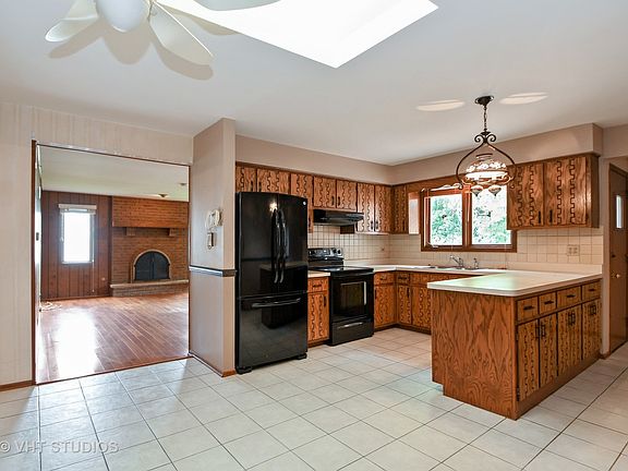 3rd image of 13017 W Tanglewood Cir