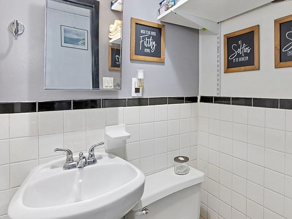 5th image of 514 W 50th St APT 2FE