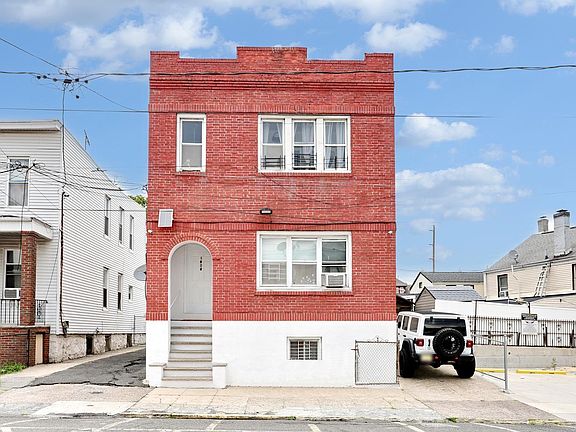2nd image of 1808 44th St