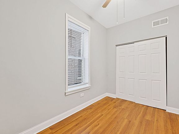 5th image of 5148 S Hermitage Ave #1