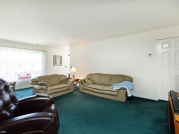 5th image of 407 Country Club Dr #48