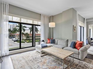 200 East, Boca Raton, FL 33432