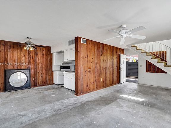 5th image of 1501 SE 15th St APT 3-5