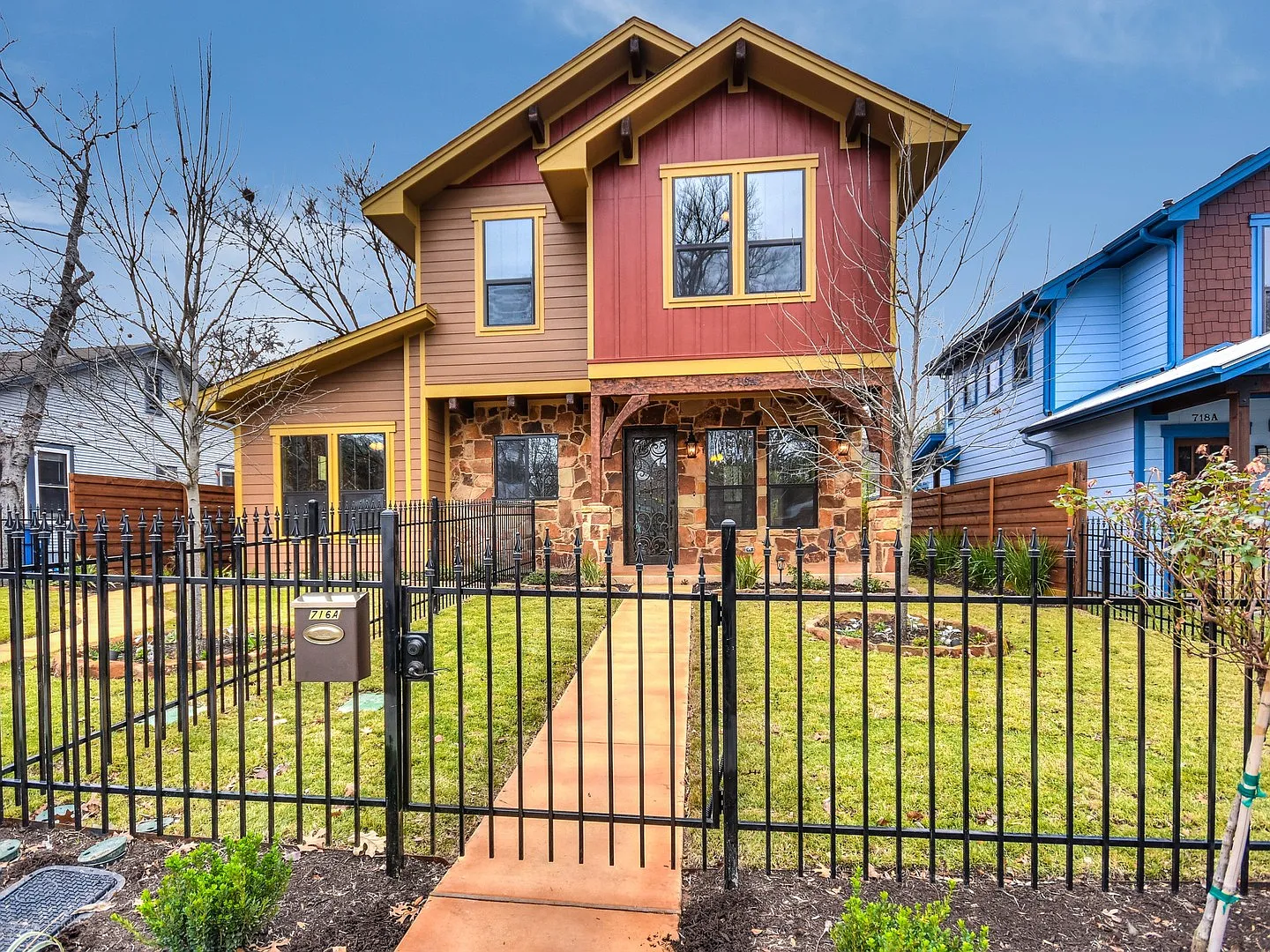 716 Harris Avenue — Photo 1