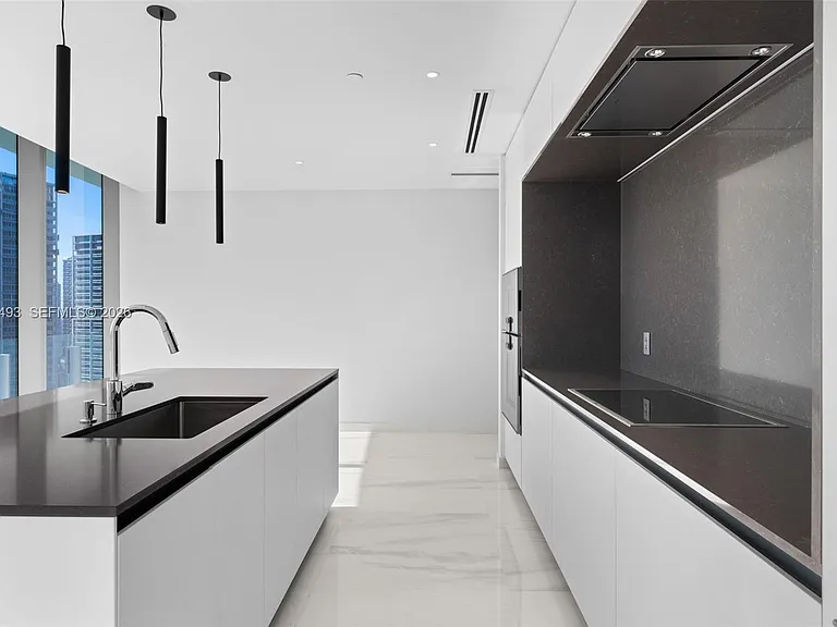 300 Biscayne Boulevard Way #3801 — Photo 2