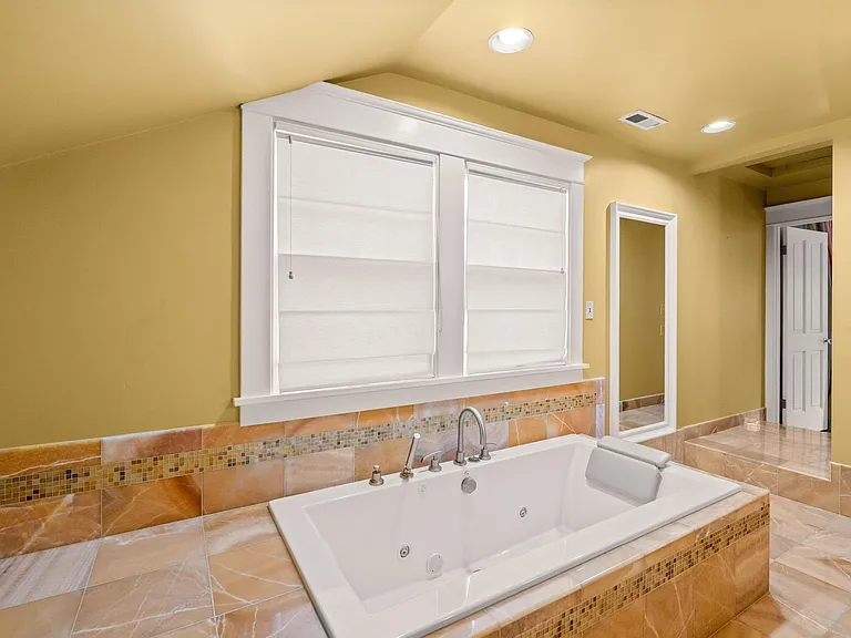 3455 NE Tillamook St — Photo 25