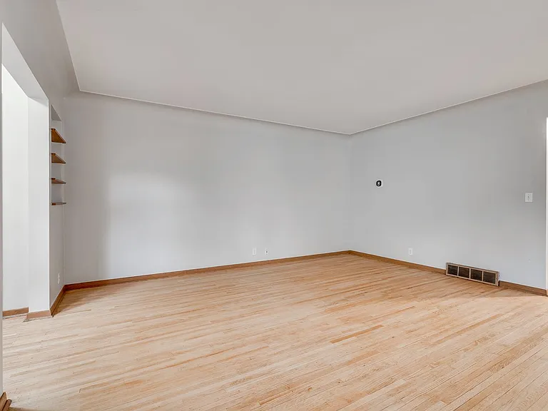 5333 Nicollet Ave — Photo 10